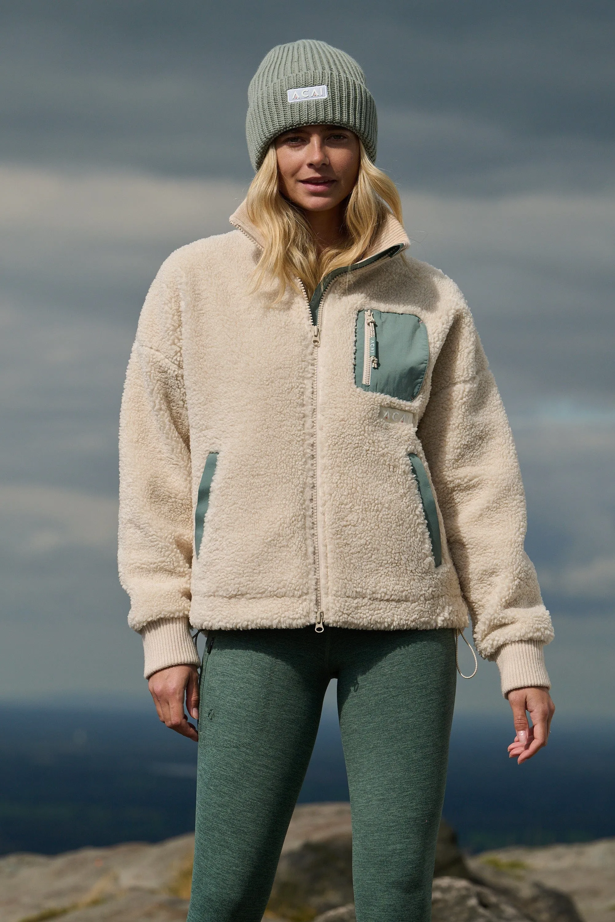 Adventure Fleece - Oatmeal