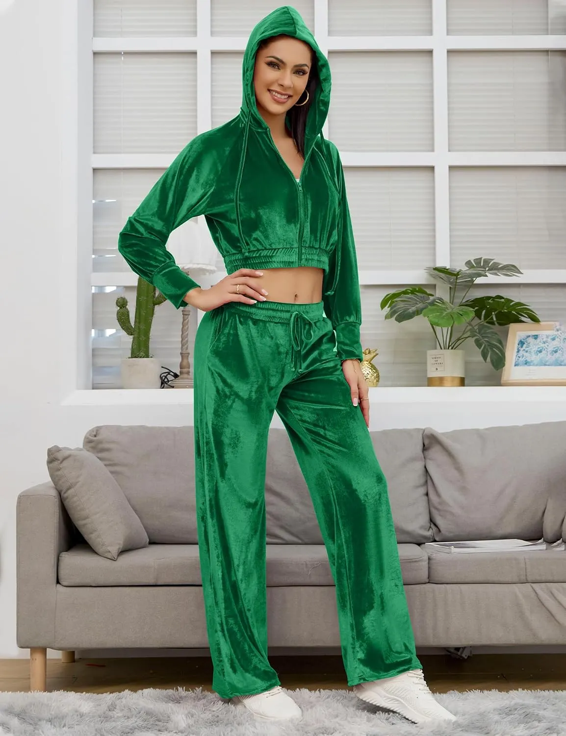Flygo Women's 2 Piece Velour Sweatsuits Sexy Bodycon Outfits Zip Crop Tops Tracksuit Drawstring Flare Pants Set
