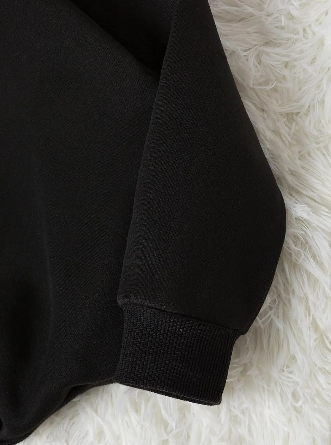 LovelyWholesale Women Graphic Crew Neck Sweatshirts Causal Long Sleeve Pullover Tops