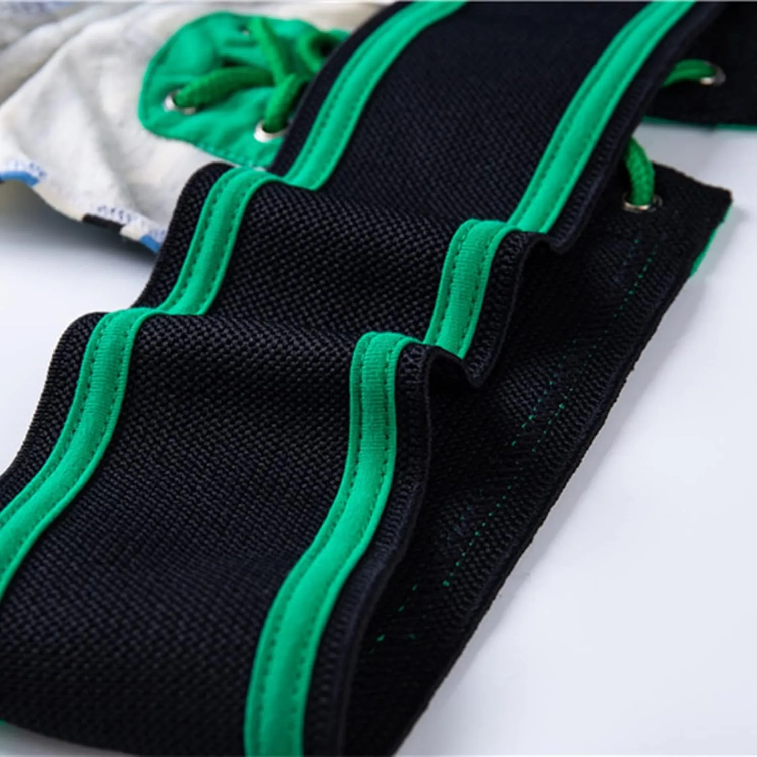 Mens Underwear Sexy Lingerie Tie Rope Bulge Pouch Cute Boxer Brief Charm Underpants Absorbing Comfort Briefs