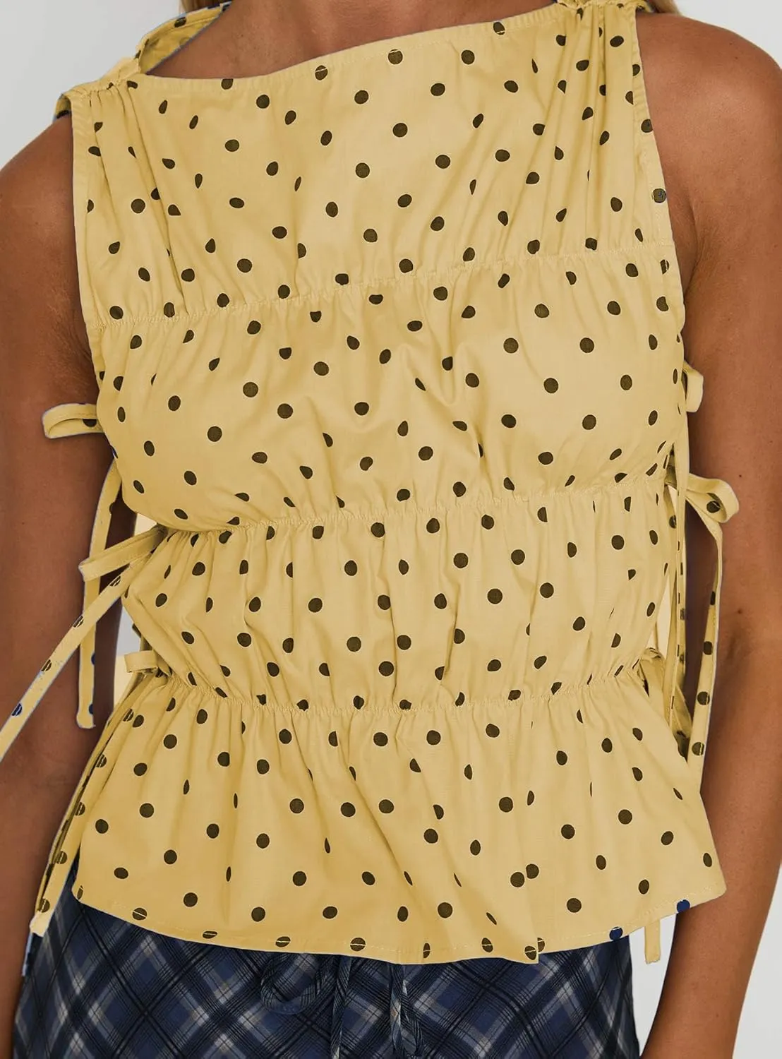 NUFIWI Women Cute Polka Dot Tank Top Boat Neck Smocked Going Out Y2k Tops Slim Fit Sleeveless Summer Shirts Streetwear