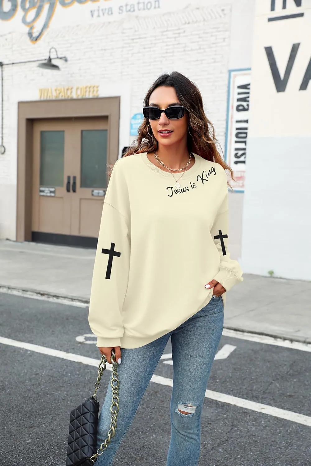 TAOHONG Oversized Christian Sweatshirts for Women Jesus is King Sweatshirt Faith Shirt Bible Verse Religious Pullover Tops