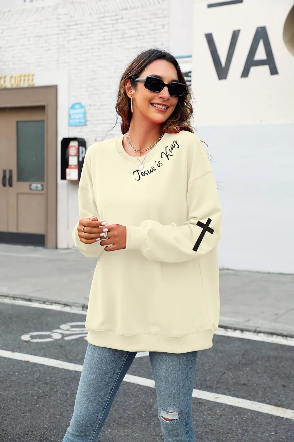 TAOHONG Oversized Christian Sweatshirts for Women Jesus is King Sweatshirt Faith Shirt Bible Verse Religious Pullover Tops